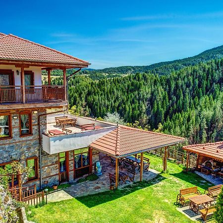 Hotel Mursal Ягодина Экстерьер фото