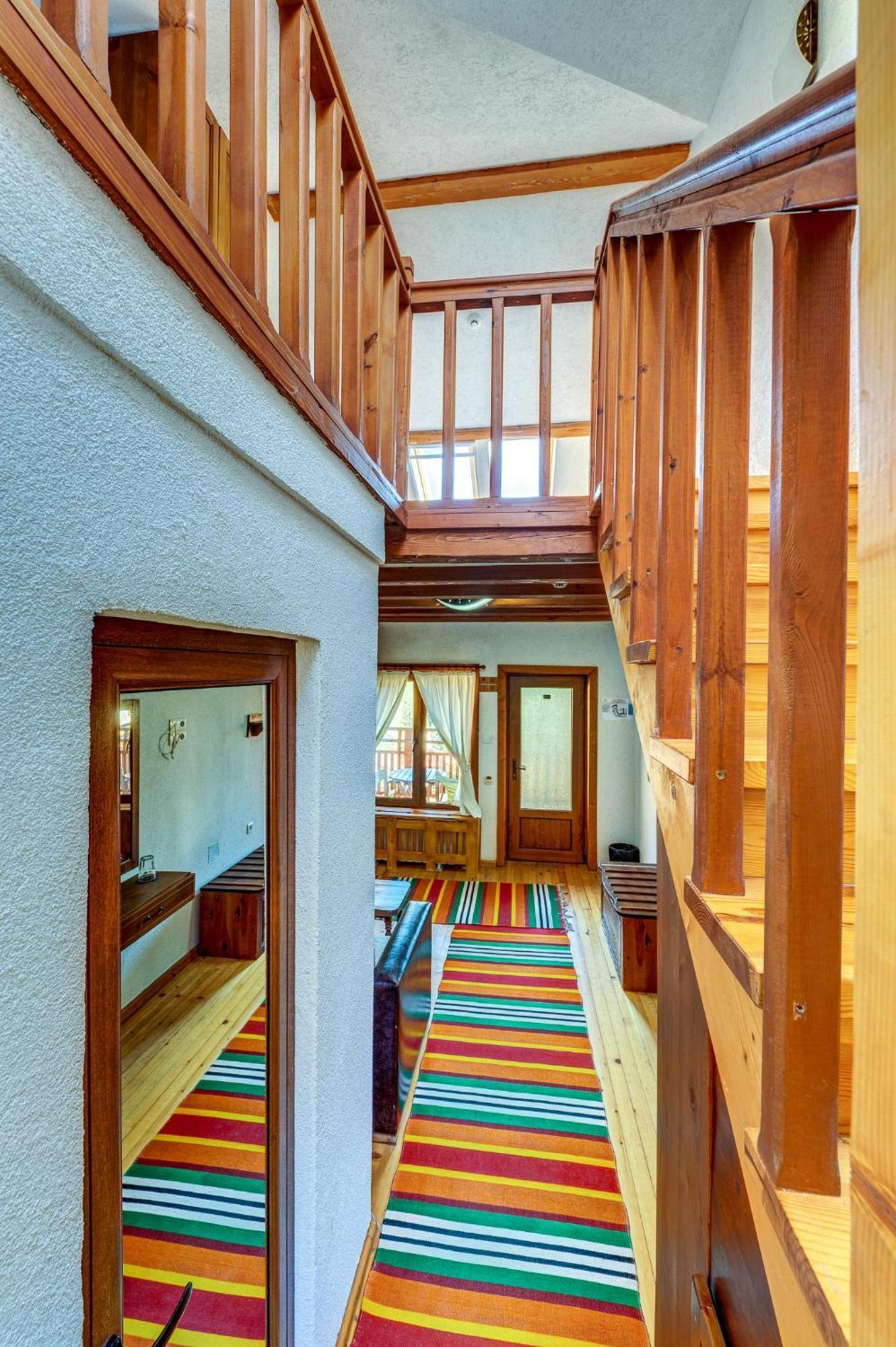 Hotel Mursal Ягодина Экстерьер фото
